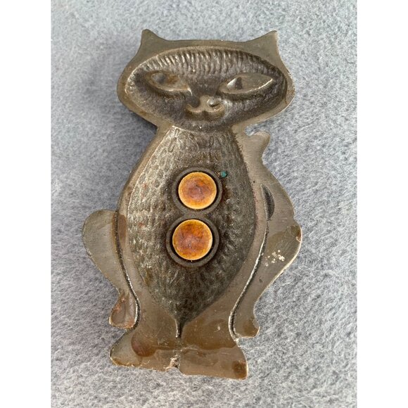 Vintage Cast Iron Cat-Shaped Dish With Amber Accents - Picture 7 of 8